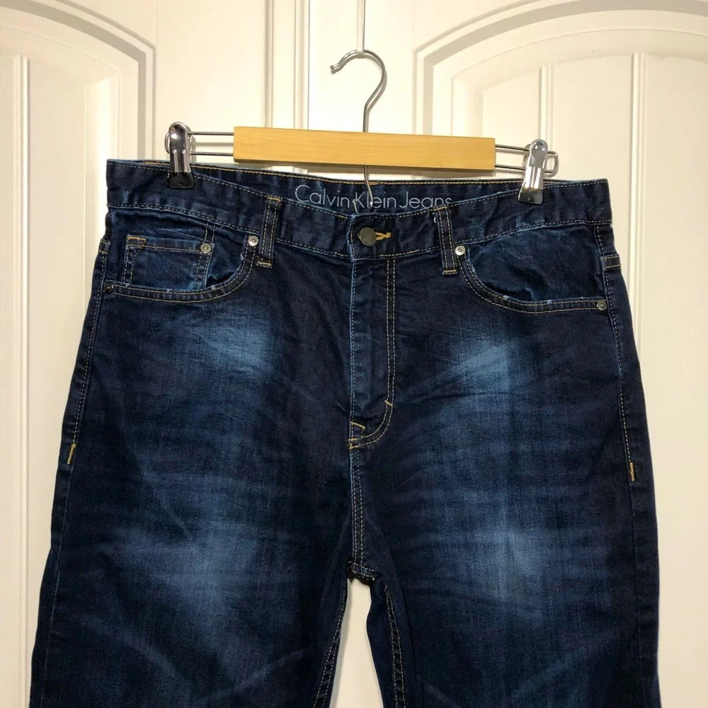 Calvin Klein Cotton Blend Dark Blue Wash Relaxed Straight Jeans 33 x 34_2